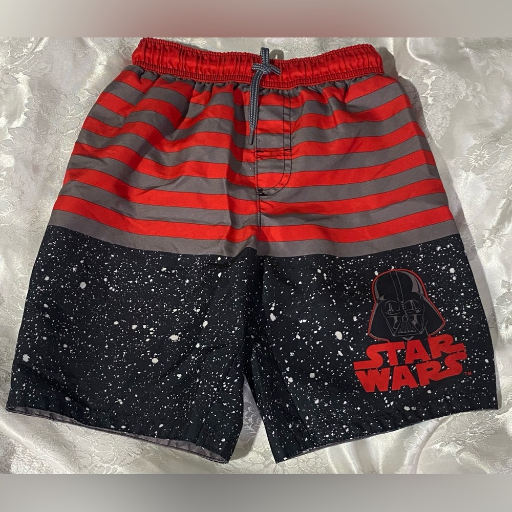 Star Wars Elastic Waist Drawstring Boy’s Swim Trunk “Dark Vader” Graphic Sz. 7